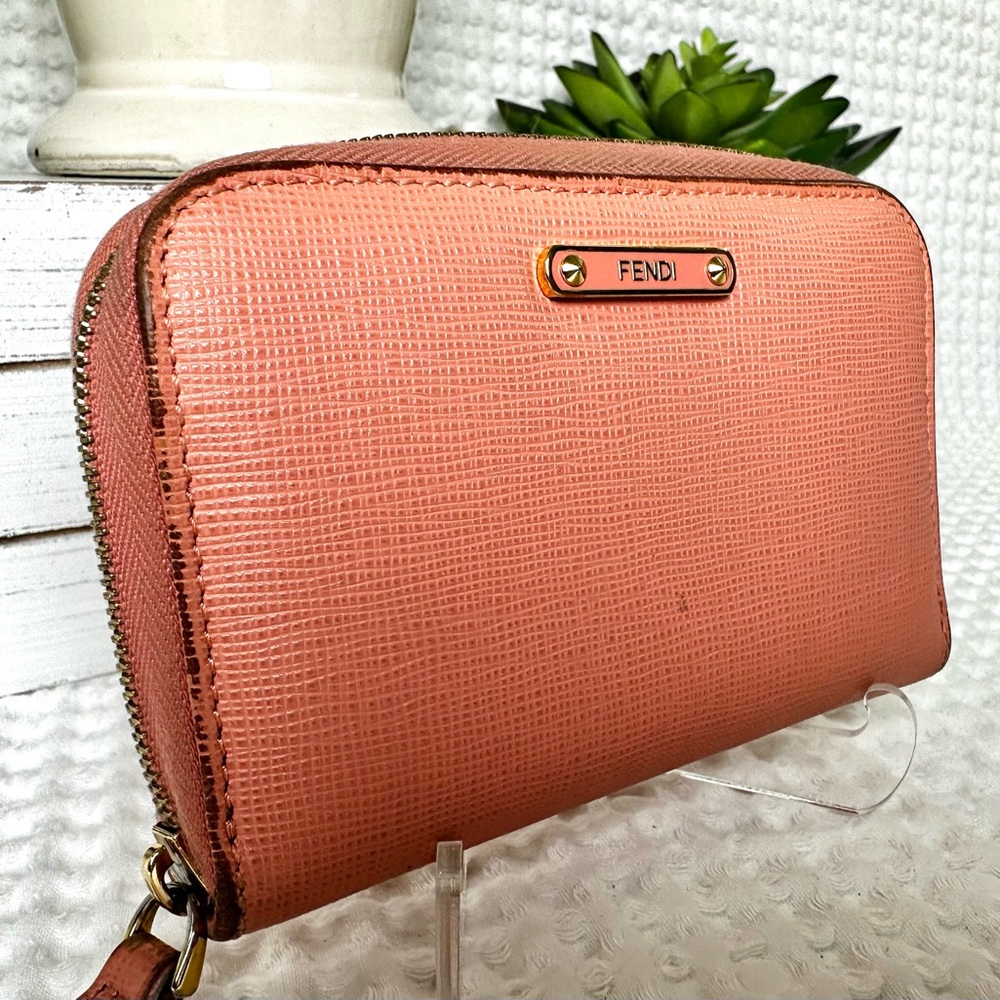 🩷Fendi Zip-around Compact Wallet - Picture 3 of 11